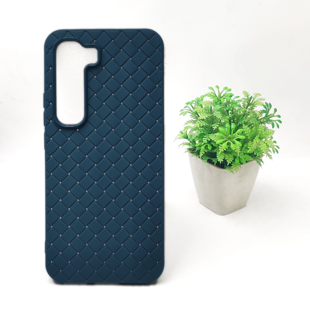 Hot 60 Pro+ — Woven Leather Feel